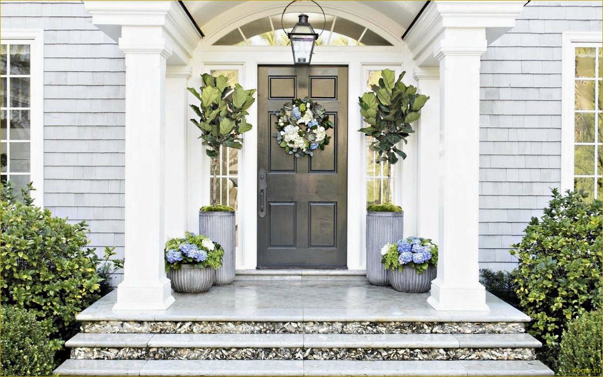 Элитное бетонное крыльцо украсит дом на дачном участке